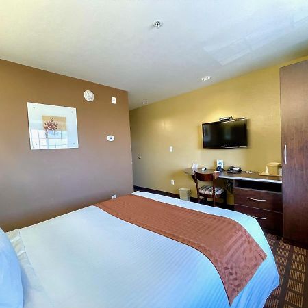 Microtel Inn & Suites By Wyndham Wheeler Ridge Экстерьер фото